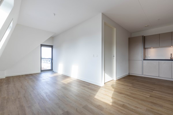 Medium property photo - Leliestraat 13B, 2371 NB Roelofarendsveen